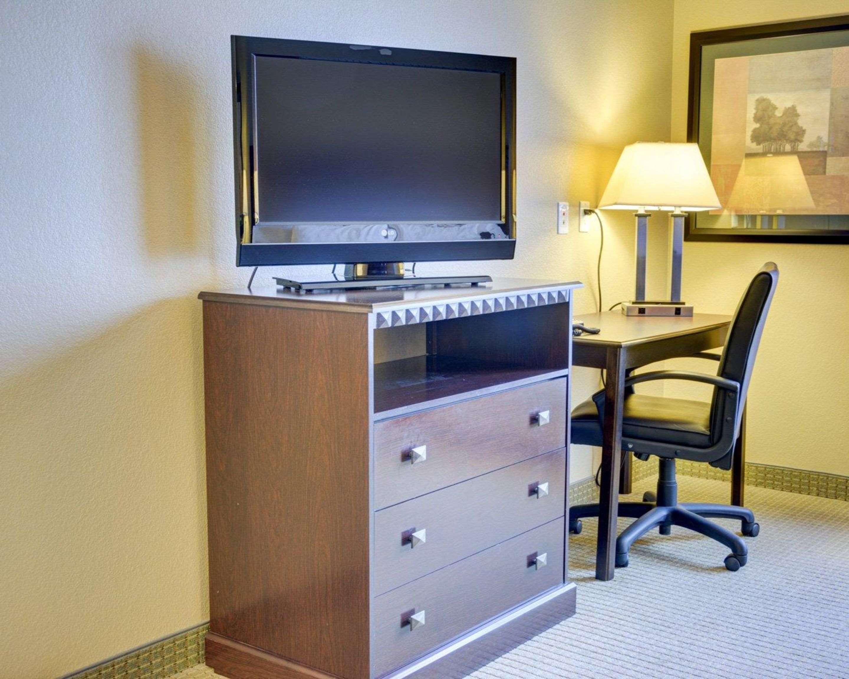 Comfort Inn & Suites Russellville I-40 Экстерьер фото