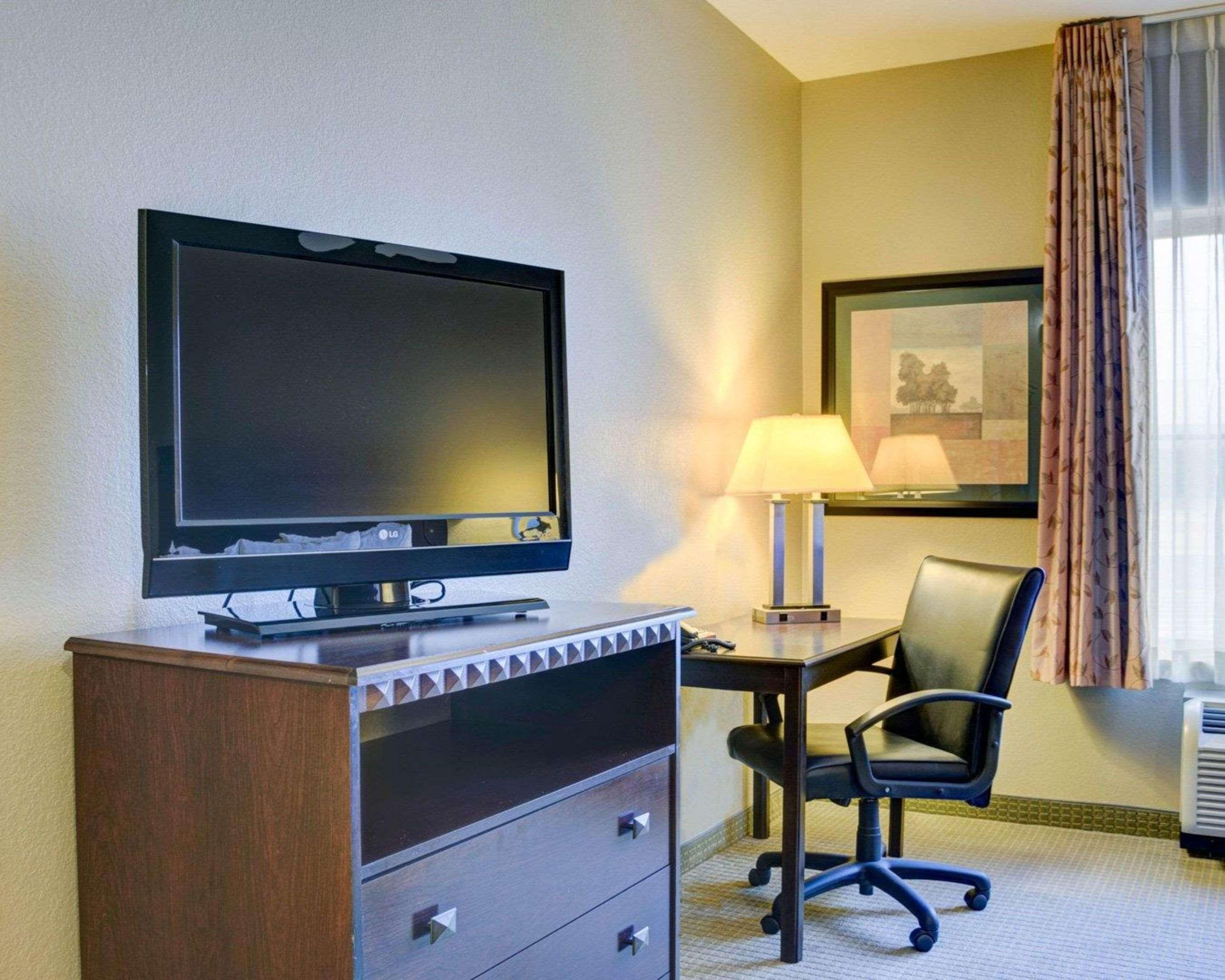Comfort Inn & Suites Russellville I-40 Экстерьер фото